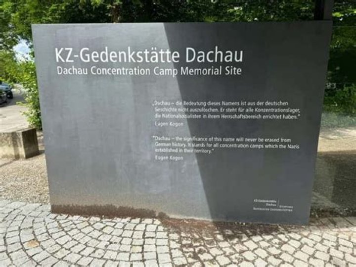 Can you tour dachau without a guide?
