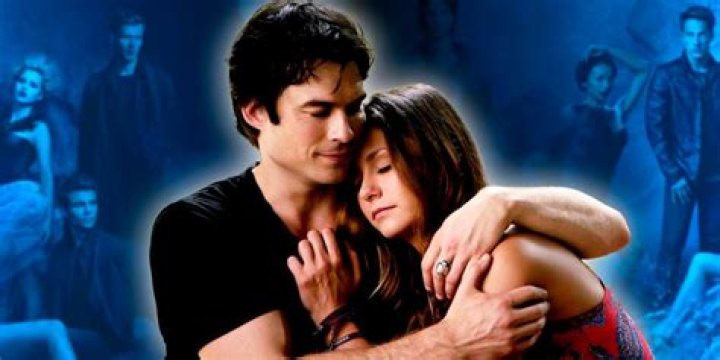 Did damon really burn elena?
