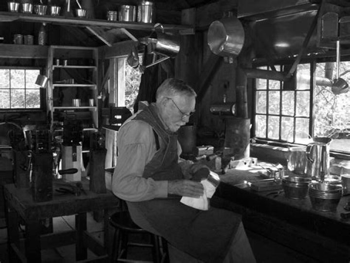 What was a tin plate worker?