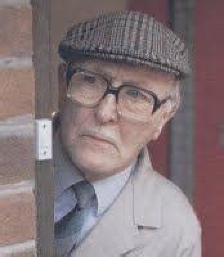 When did bill waddington die?