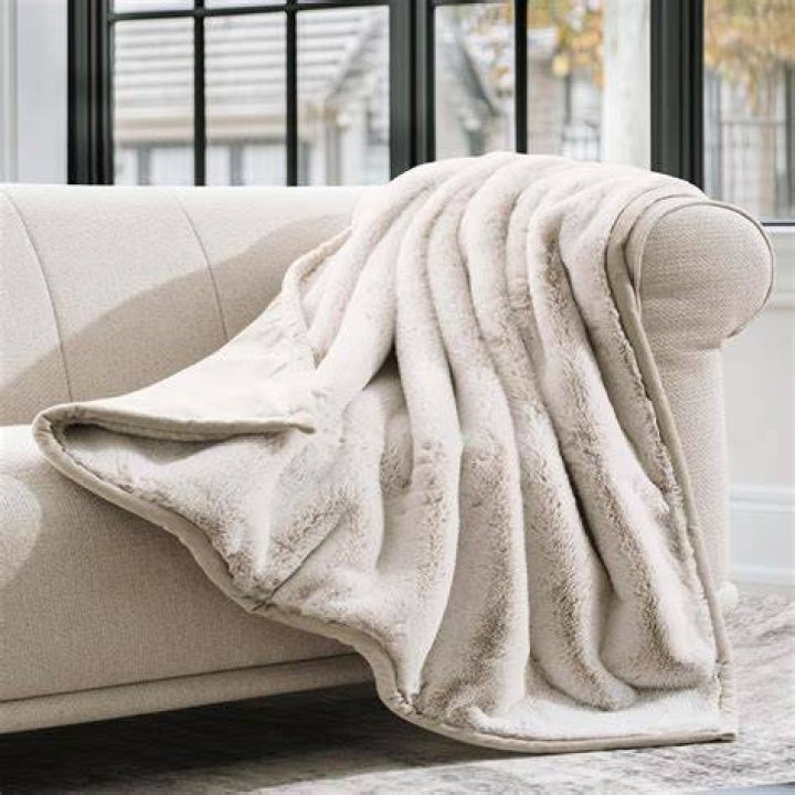 Which mink blanket is best?